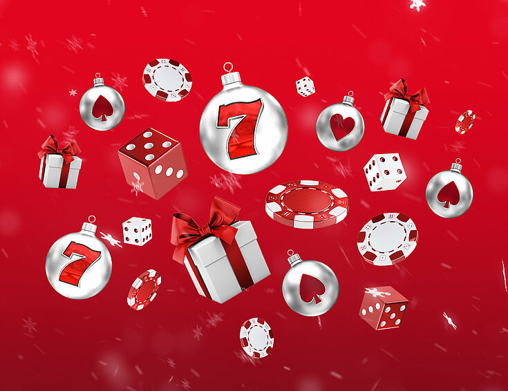 Fliegender Christbaumschmuck, Jetons und Weihnachtsgeschenke auf rotem Hintergrund