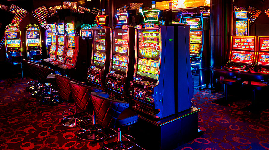 Spielautomaten im Casino